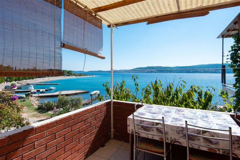 Apartment A3, for 5 persons