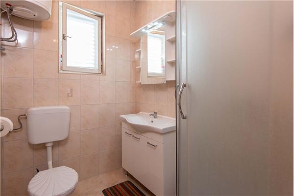 Apartment A4, for 3 persons