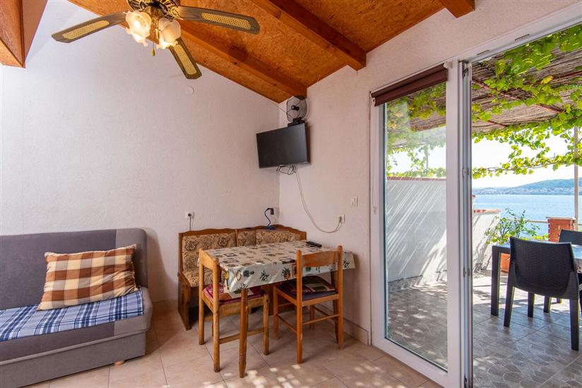 Apartment A4, for 3 persons