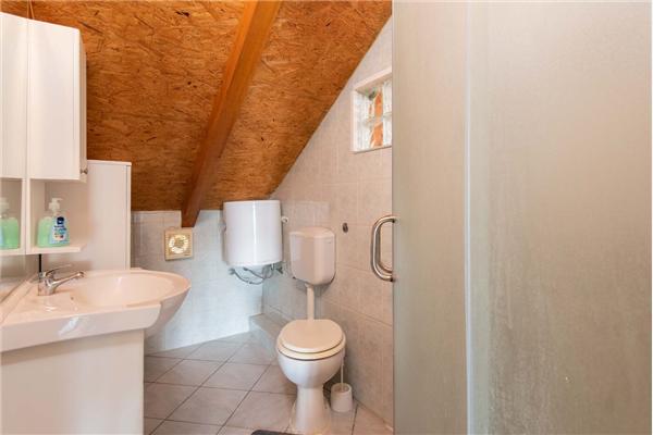 Apartment A5, for 6 persons