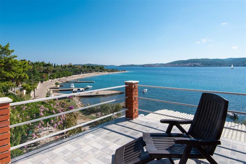 Apartment A5, for 6 persons