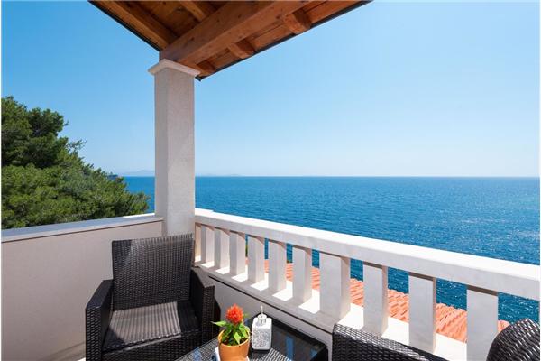 House K1, for 10 persons