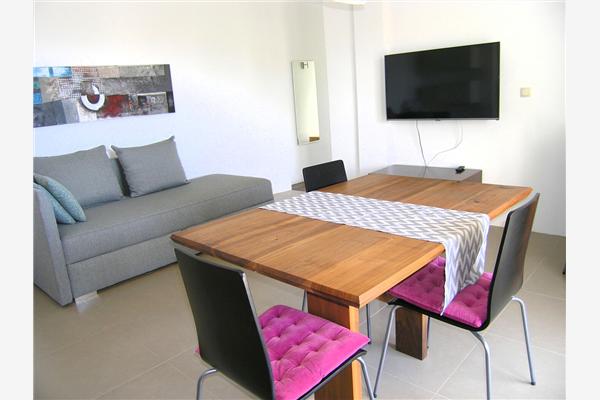 Apartment A2, for 3 persons