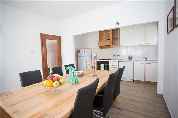 Apartment A1, for 8 persons