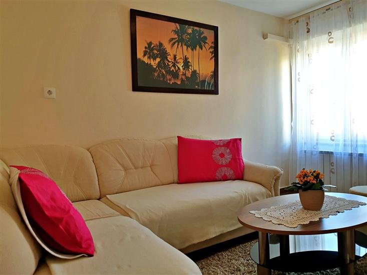 Apartment A1, for 3 persons
