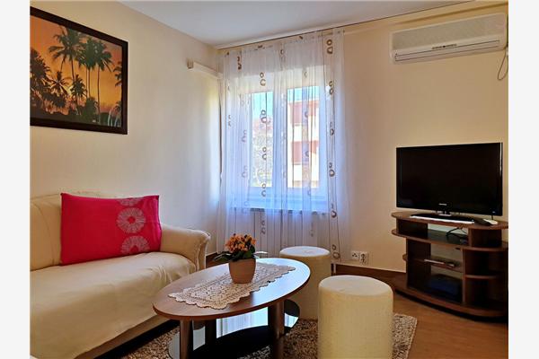 Apartment A1, for 3 persons