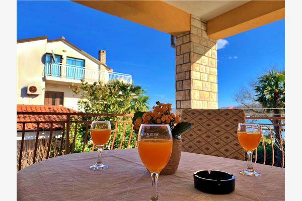 Apartment A1, for 3 persons