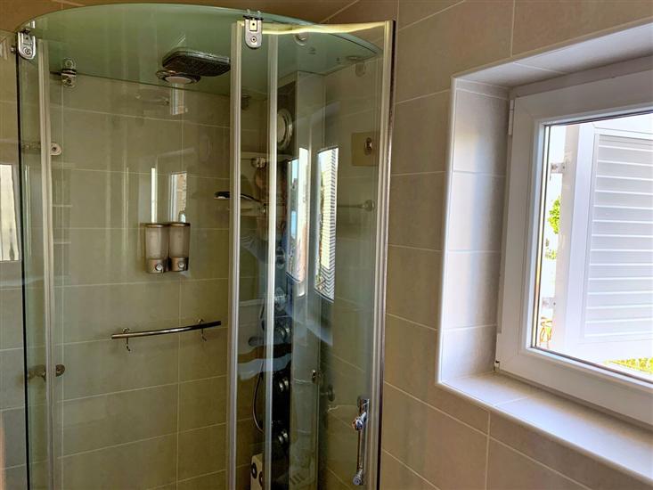 Apartment A1, for 3 persons