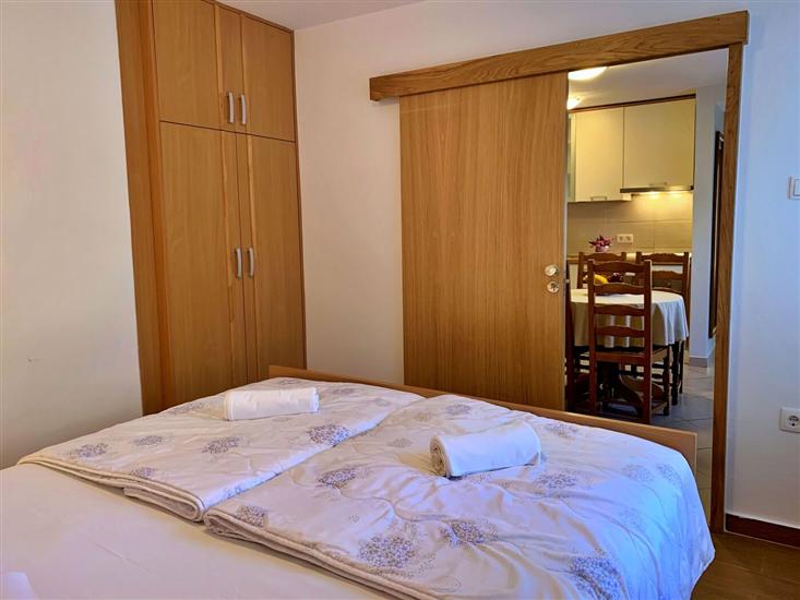 Apartment A2, for 4 persons