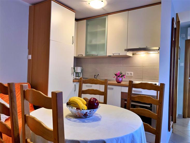 Apartment A2, for 4 persons