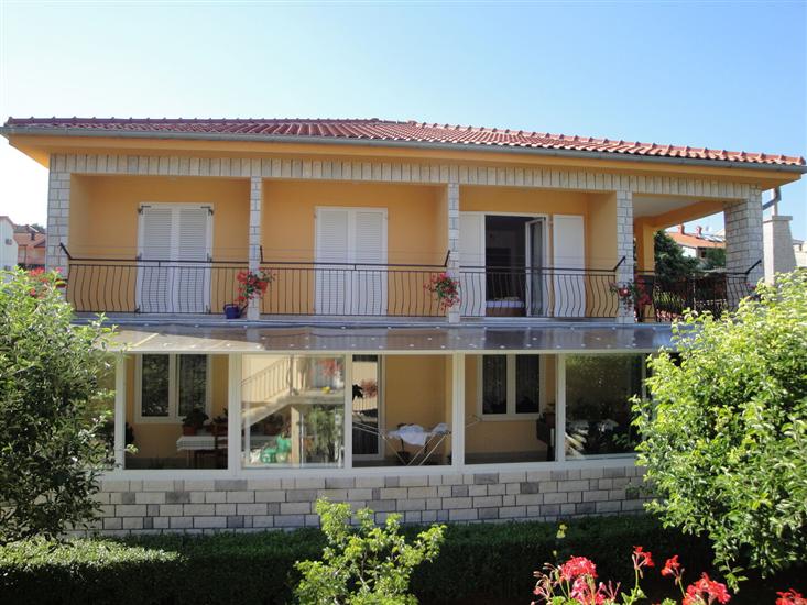 Apartments Kirinčić N.