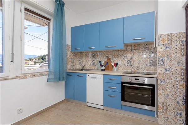 Apartment A1, for 5 persons