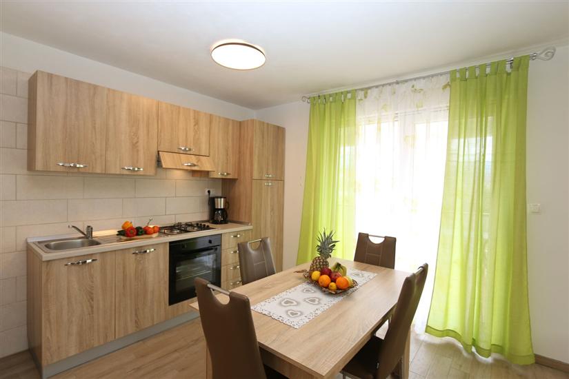Apartment A2, for 4 persons