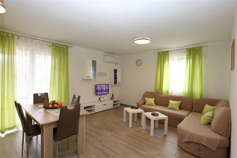 Apartment A2, for 4 persons