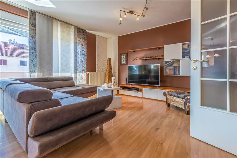 Apartment A5, for 5 persons