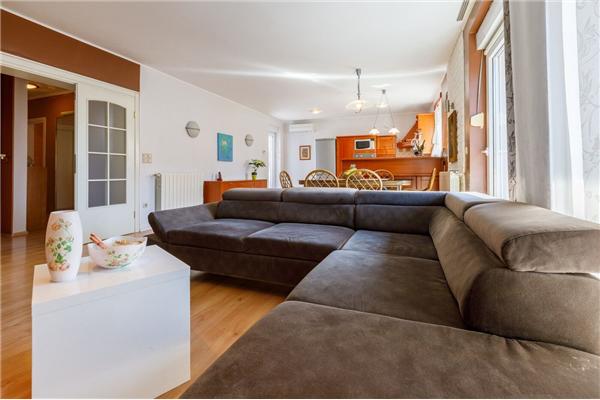 Apartment A5, for 5 persons