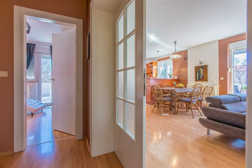 Apartment A5, for 5 persons