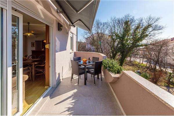 Apartment A5, for 5 persons