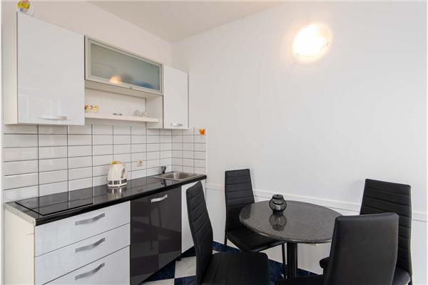 Apartment A4, for 4 persons