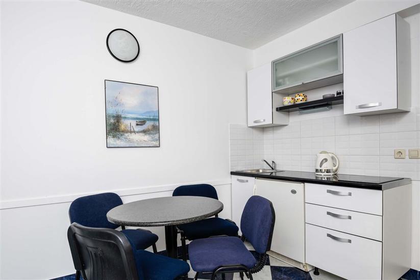 Apartment A6, for 4 persons