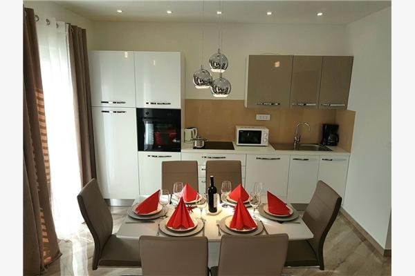 Apartment A1, for 8 persons