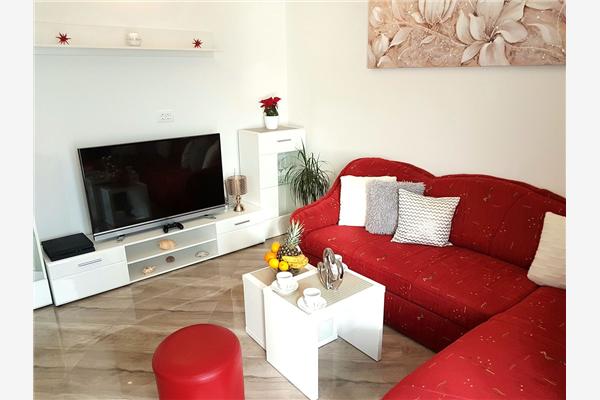 Apartment A1, for 8 persons