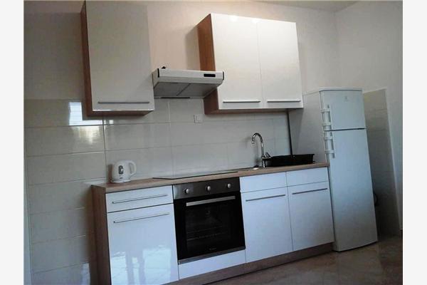 Apartment A2, for 5 persons