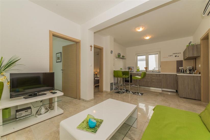 Apartment A1, for 6 persons