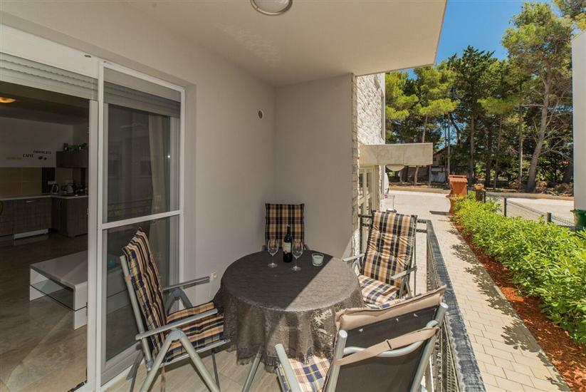 Apartment A1, for 6 persons