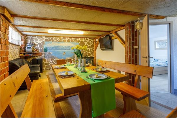 House K1, for 8 persons