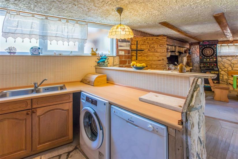 House K1, for 8 persons