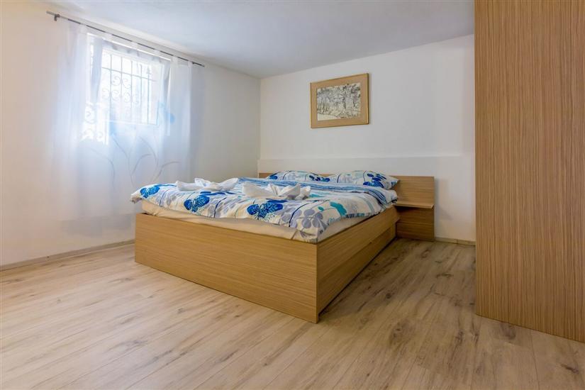 House K1, for 8 persons