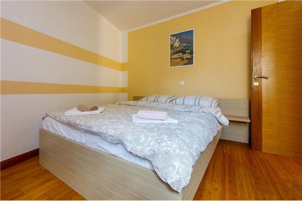 House K1, for 8 persons