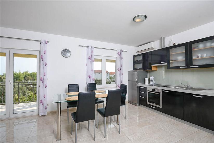 Apartman A2, na 6 osebe