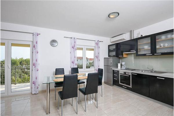 Apartman A2, na 6 osebe