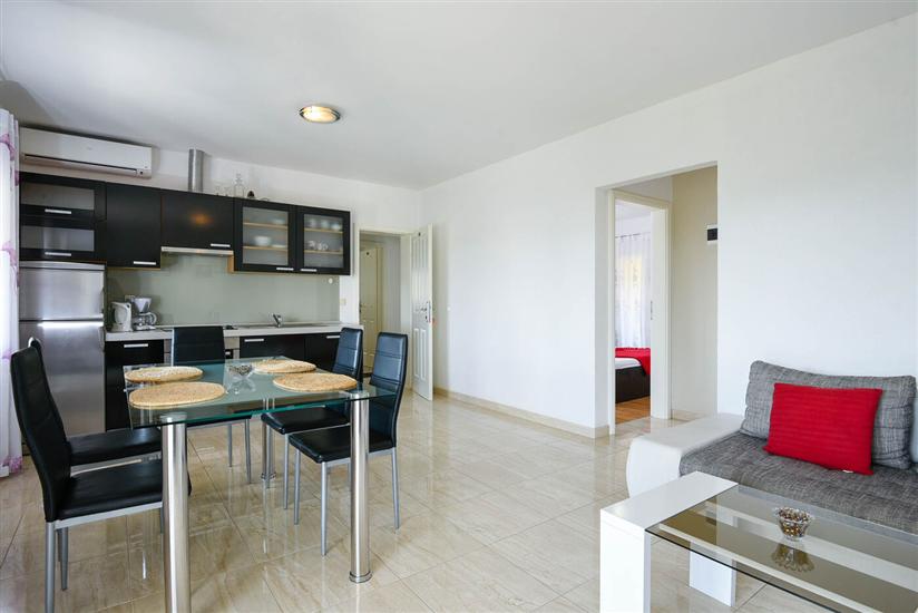 Apartman A2, na 6 osebe