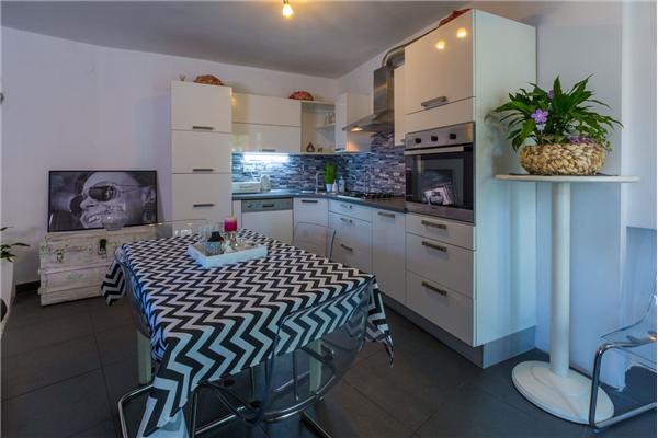 Apartman A1, na 6 osebe