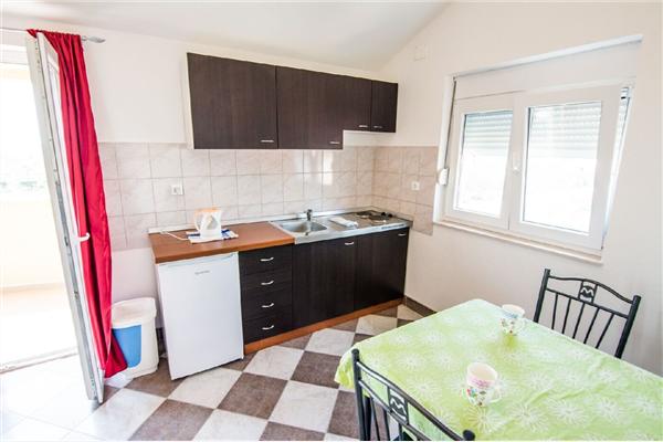 Apartment A1, for 8 persons
