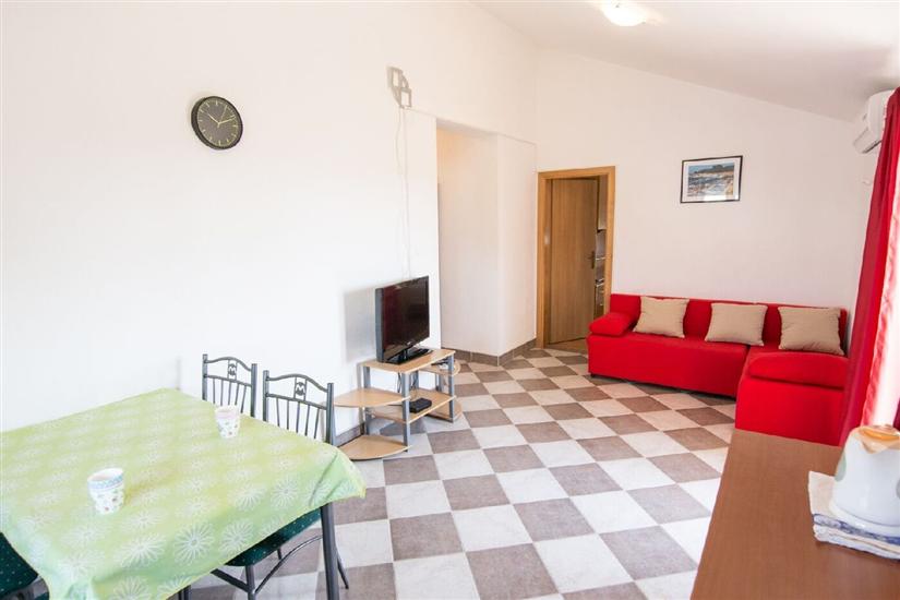 Apartment A1, for 8 persons