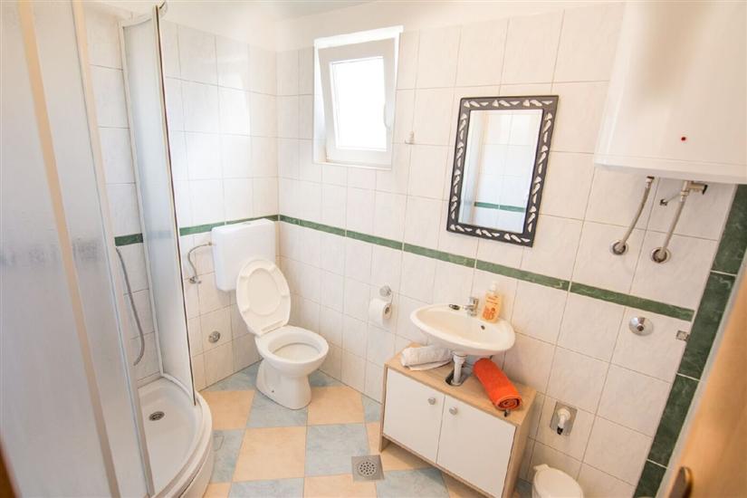 Apartment A1, for 8 persons