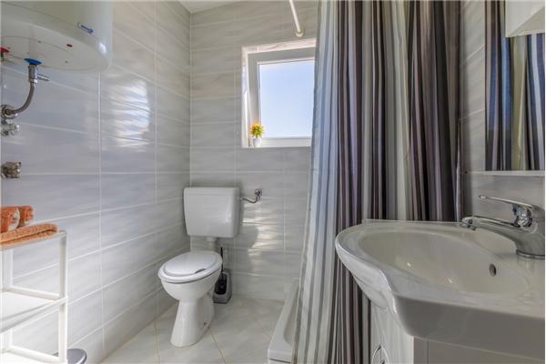 Apartment A4, for 3 persons