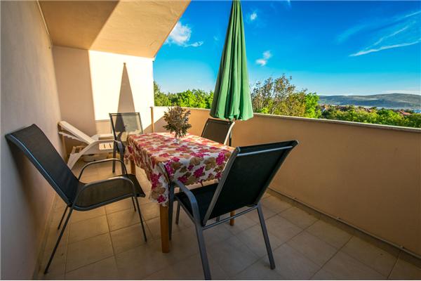 Apartment A1, for 5 persons