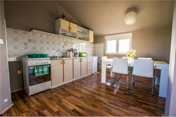 Apartment A1, for 5 persons