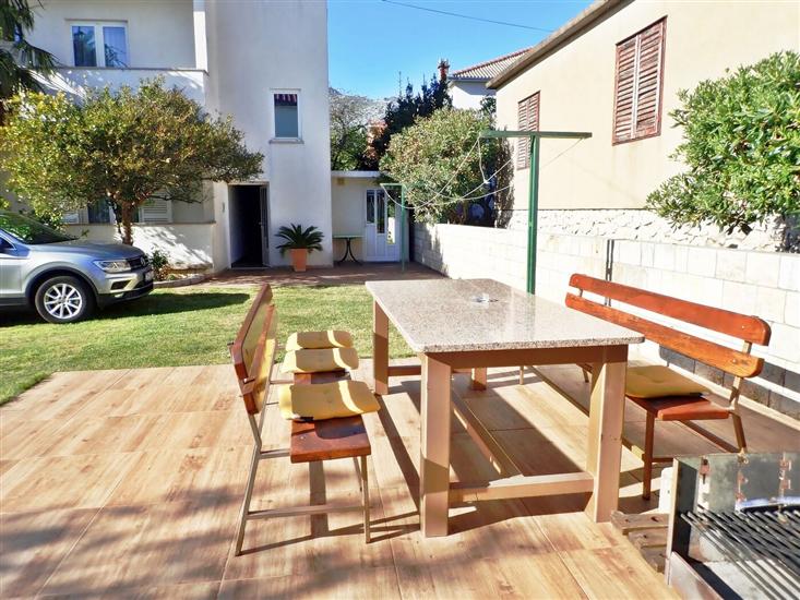 Apartments Sidro-by the sea