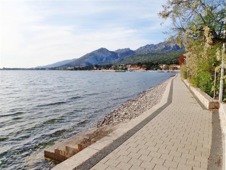 Apartments Sidro-by the sea