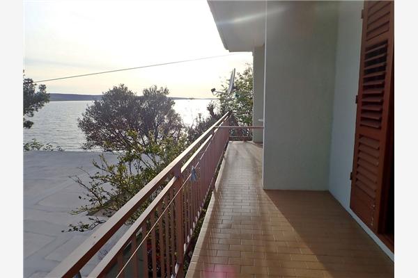 Apartment A2, for 4 persons