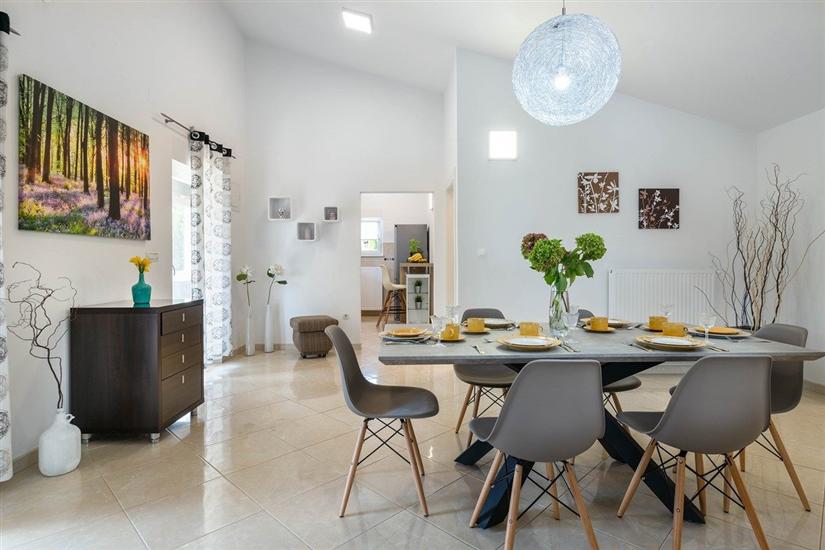 House K1, for 8 persons