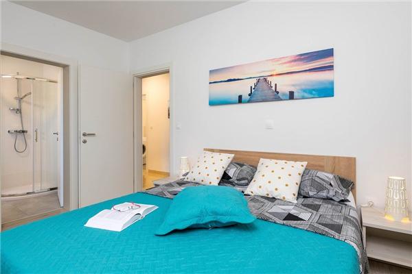 House K1, for 8 persons