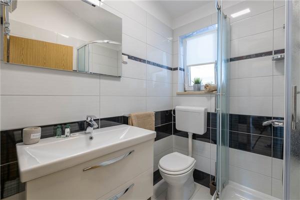 House K1, for 8 persons