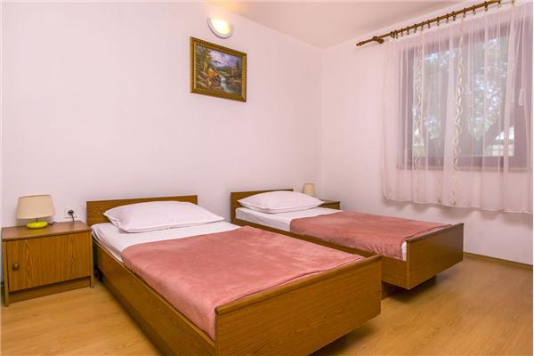 Apartment A2, for 4 persons
